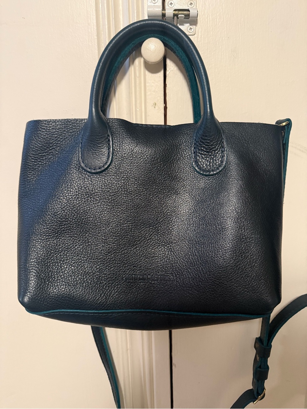 Raindrop Crossbody Boreal size Large (never used) - Picture 2 of 3